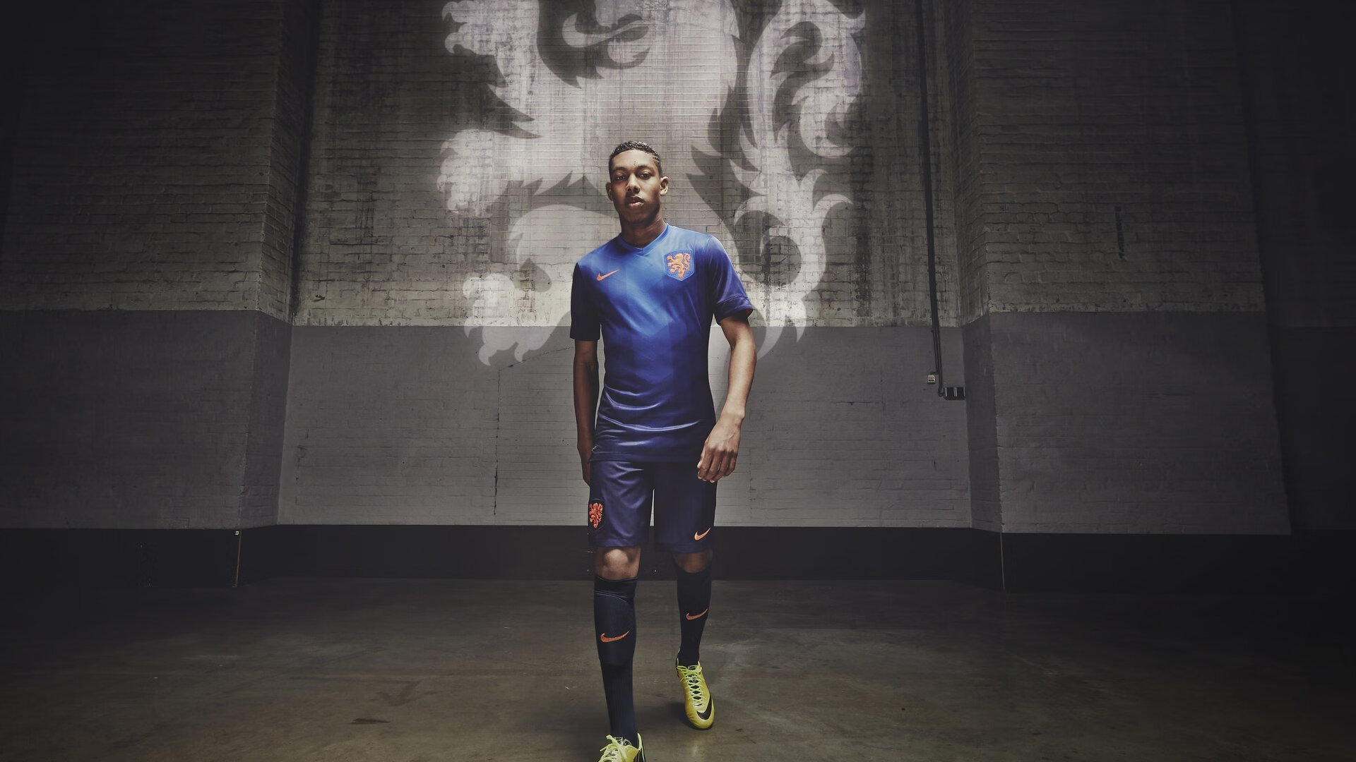 kaiyun官方网站-巴萨控球占优，逐步蚕食对手防线直至取胜，巴萨控球率达81%