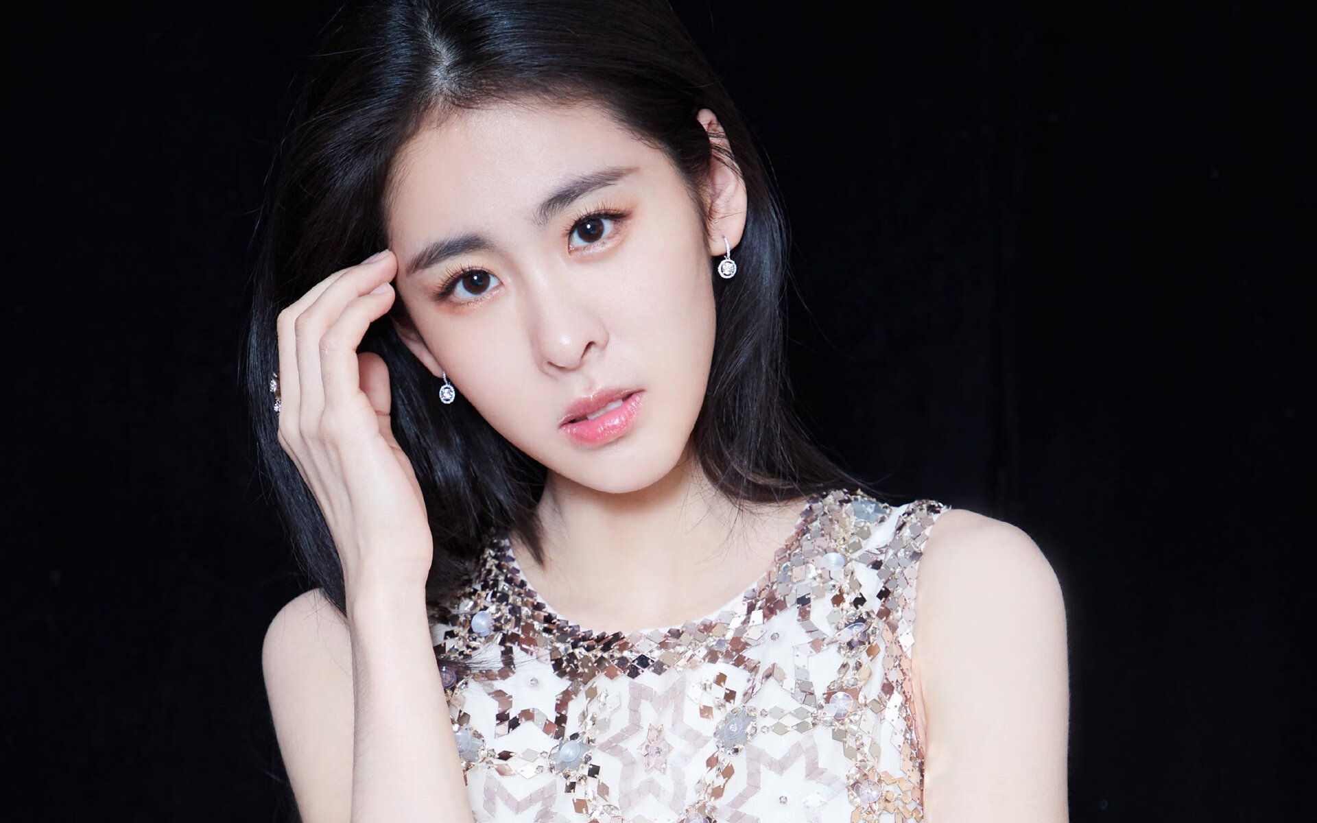 开云体育APP下载-克里斯蒂亚诺莫拉塞冷 酬劳喜快欧预赛冠军，克里斯蒂亚诺是谁